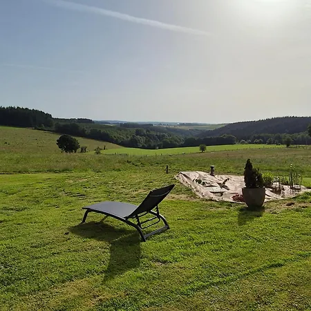 Vakantiehuis Le Vers Buisson- Hives-la Roche En Ardenne